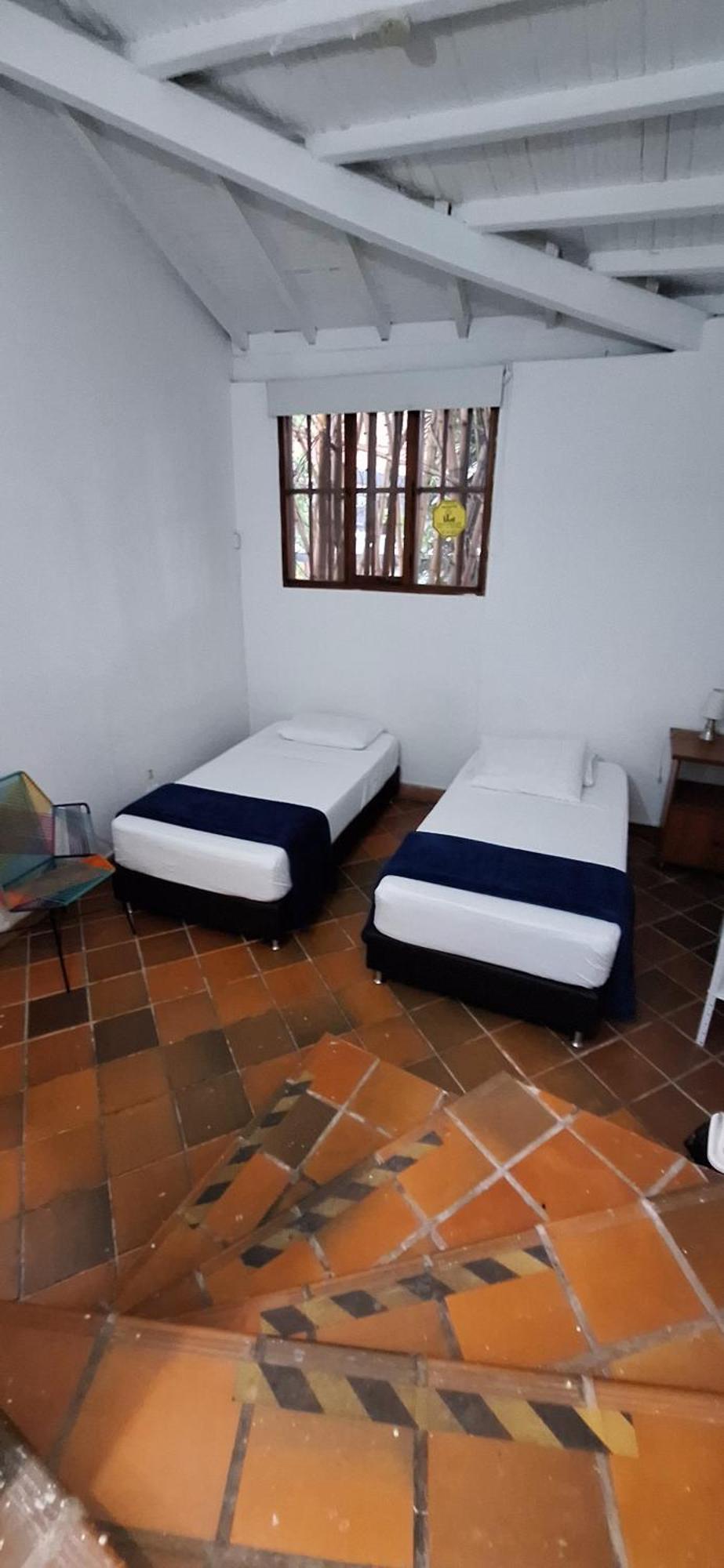 Yolo Hostel Medellín Exteriör bild